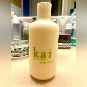 Kai body lotion like new